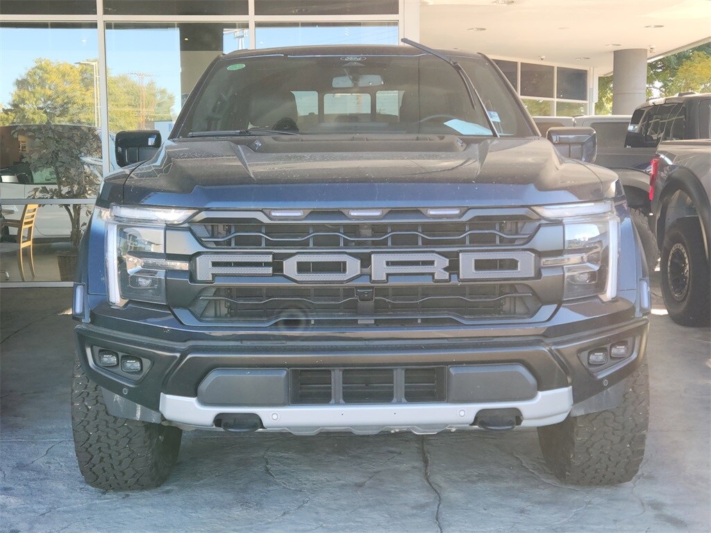 2024 Ford F-150 Raptor photo 2