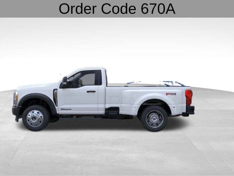 2026 Ford F-450 photo 3