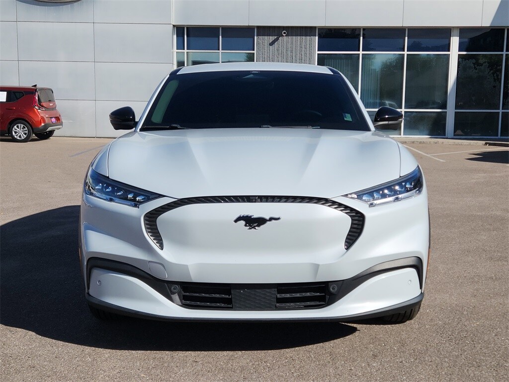 2023 Ford Mustang Mach-E Select photo 2