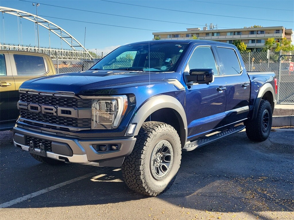 2023 Ford F-150 Raptor photo 3