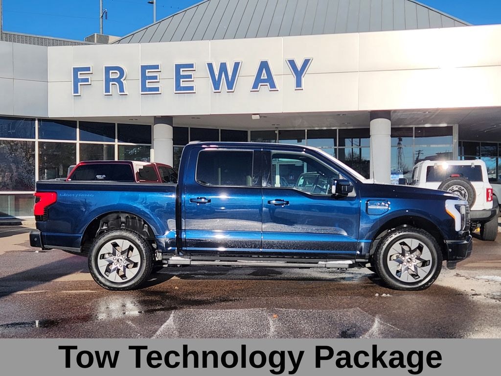 Used 2023 Ford F-150 Lightning Lariat Truck