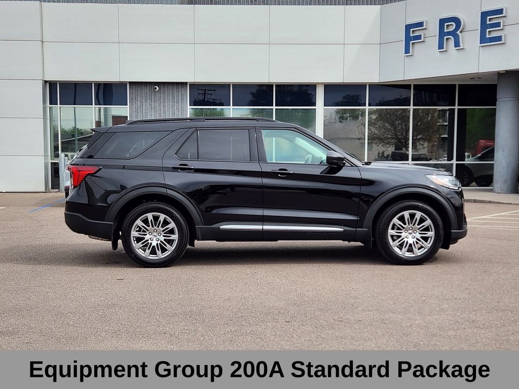 Used 2025 Ford Explorer Active SUV