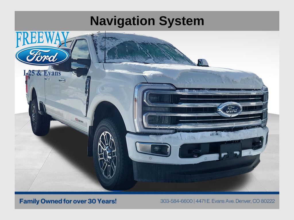 2025 Ford F-350 Super Duty Platinum's photo