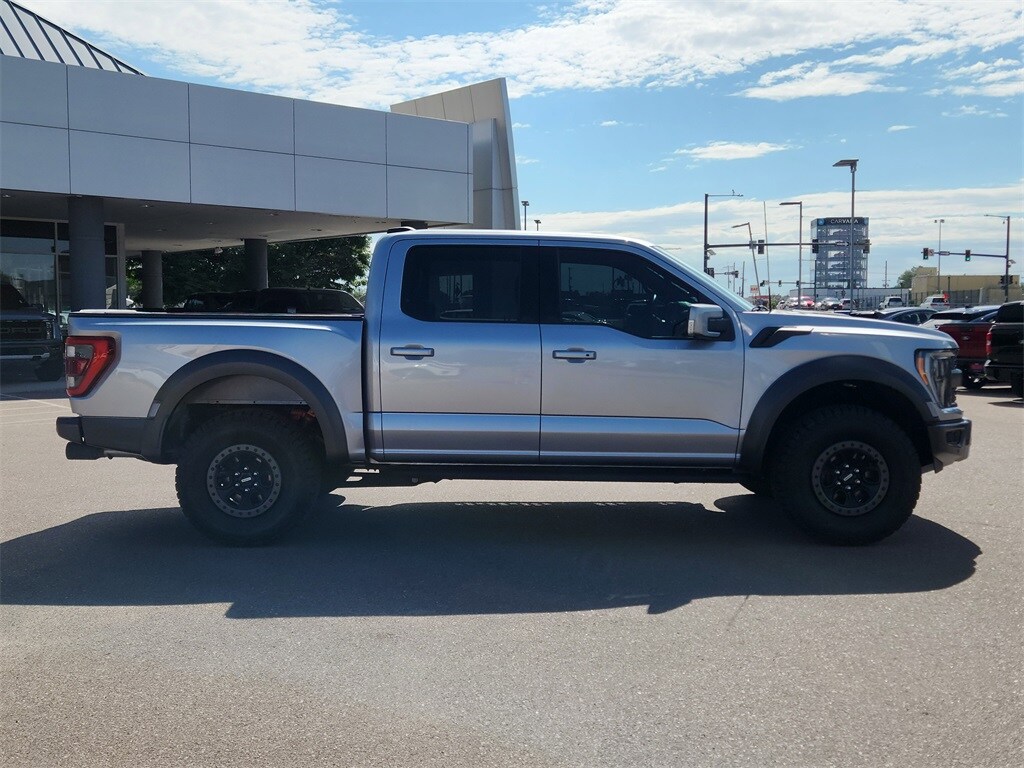 2023 Ford F-150 Raptor photo 2
