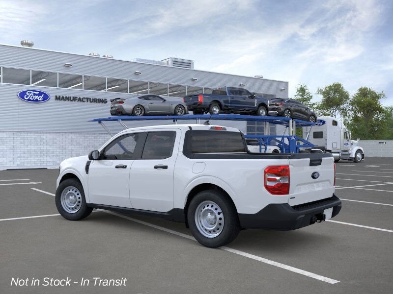2025 Ford Maverick XL photo 2