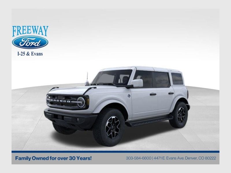 2026 Ford Bronco Outer Banks 4x4's photo