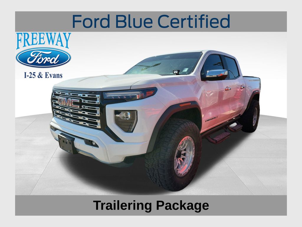 2023 GMC Canyon 4WD Denali Crew Cab Short Box's photo