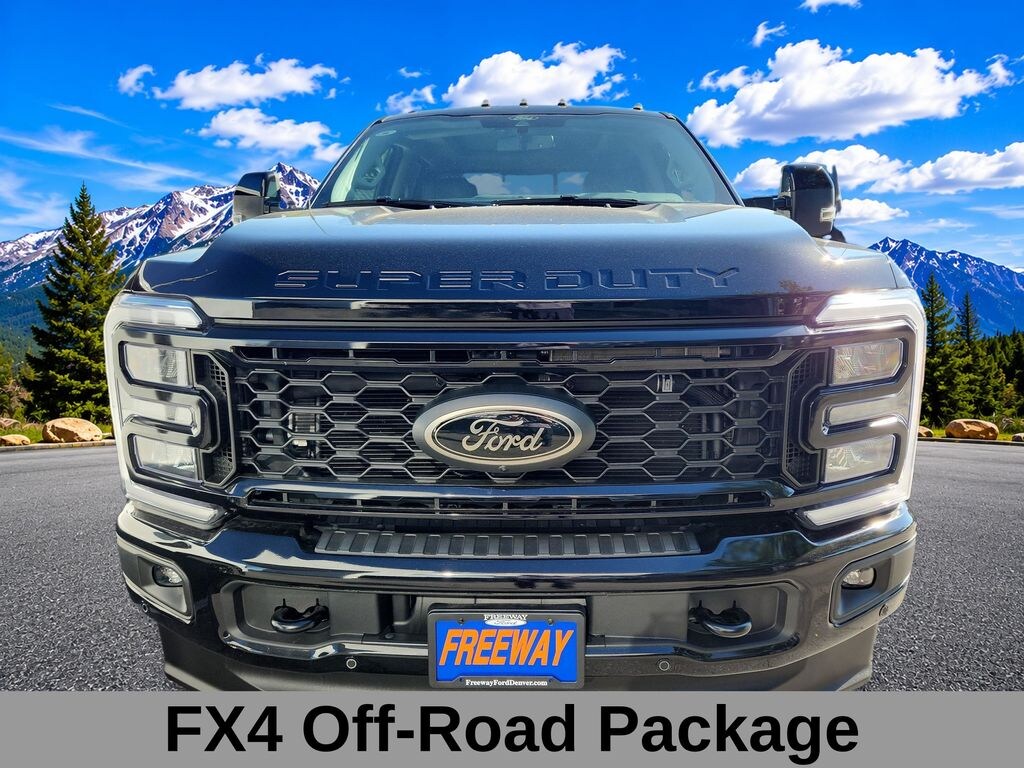 Used 2025 Ford F-350SD Lariat Truck