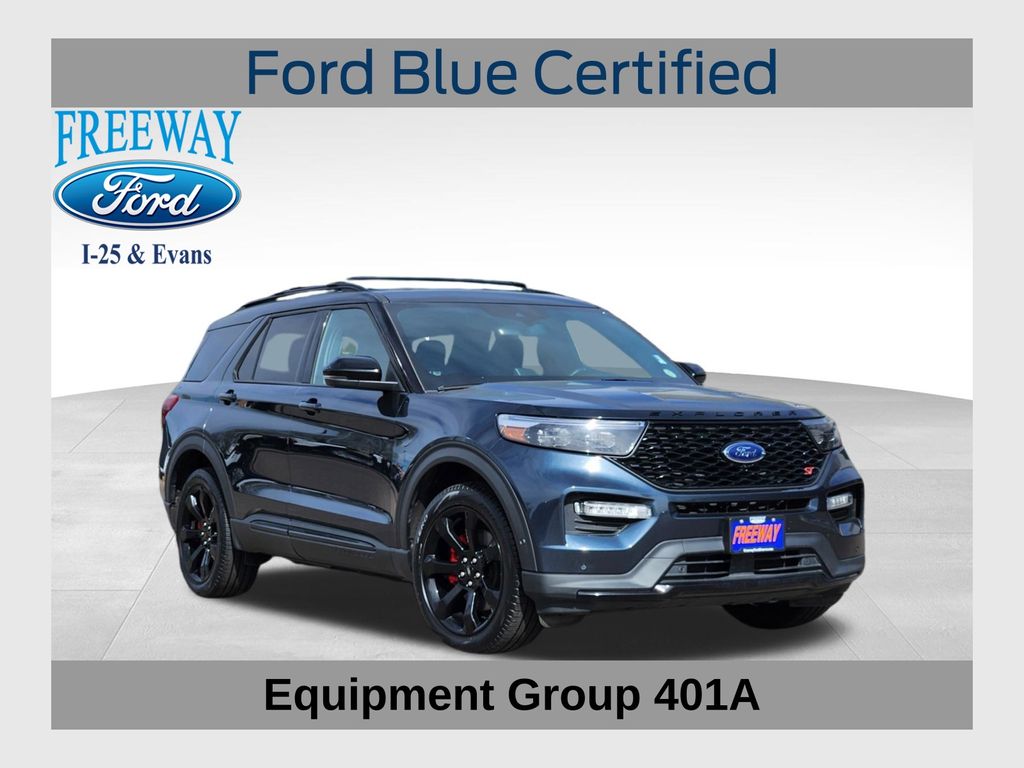2023 Ford Explorer ST 4WD's photo