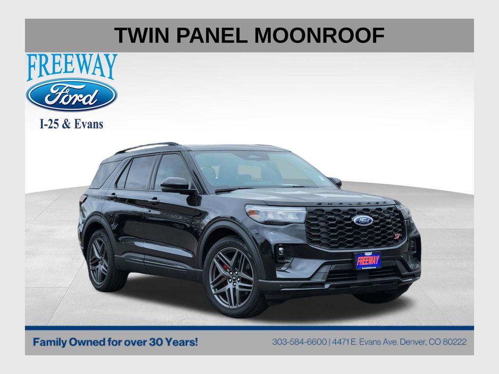 2025 Ford Explorer ST 4WD (PL535)'s photo