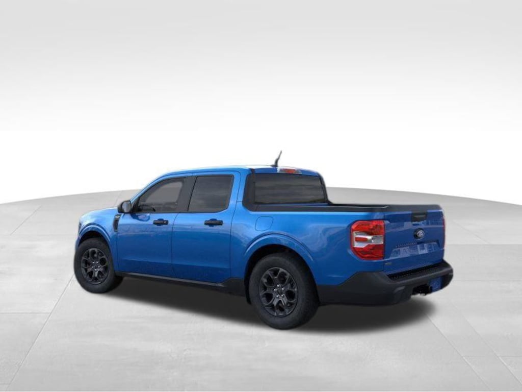 New 2025 Ford Maverick XLT Truck