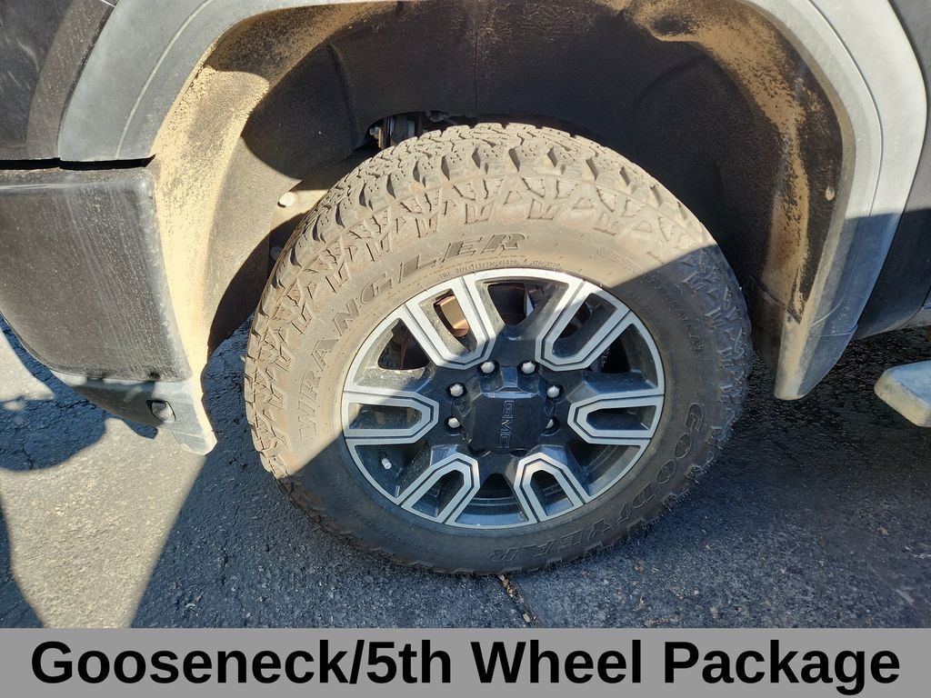 Used 2020 GMC Sierra 2500HD AT4 Truck