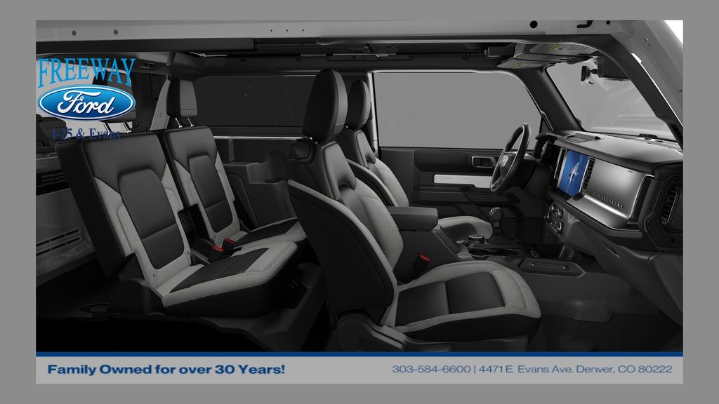 2026 Ford Bronco Base 4x4's photo