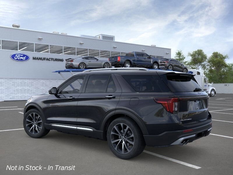 2025 Ford Explorer Platinum photo 2