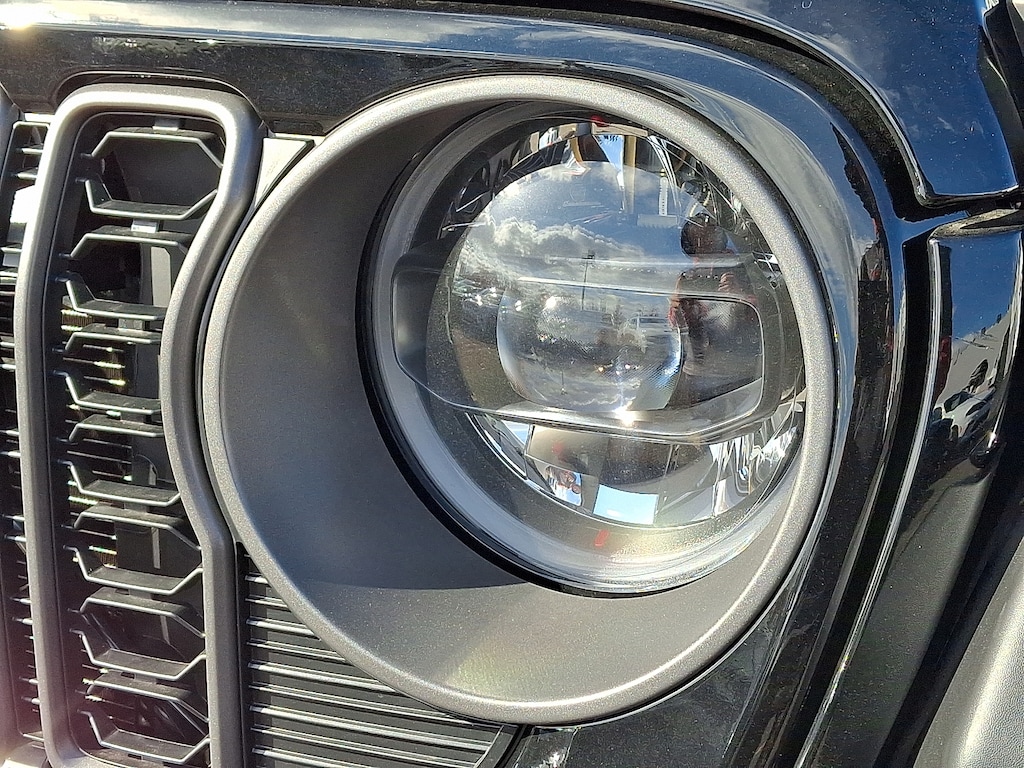 New 2026 Jeep Wrangler 4-DOOR RUBICON X Sport Utility