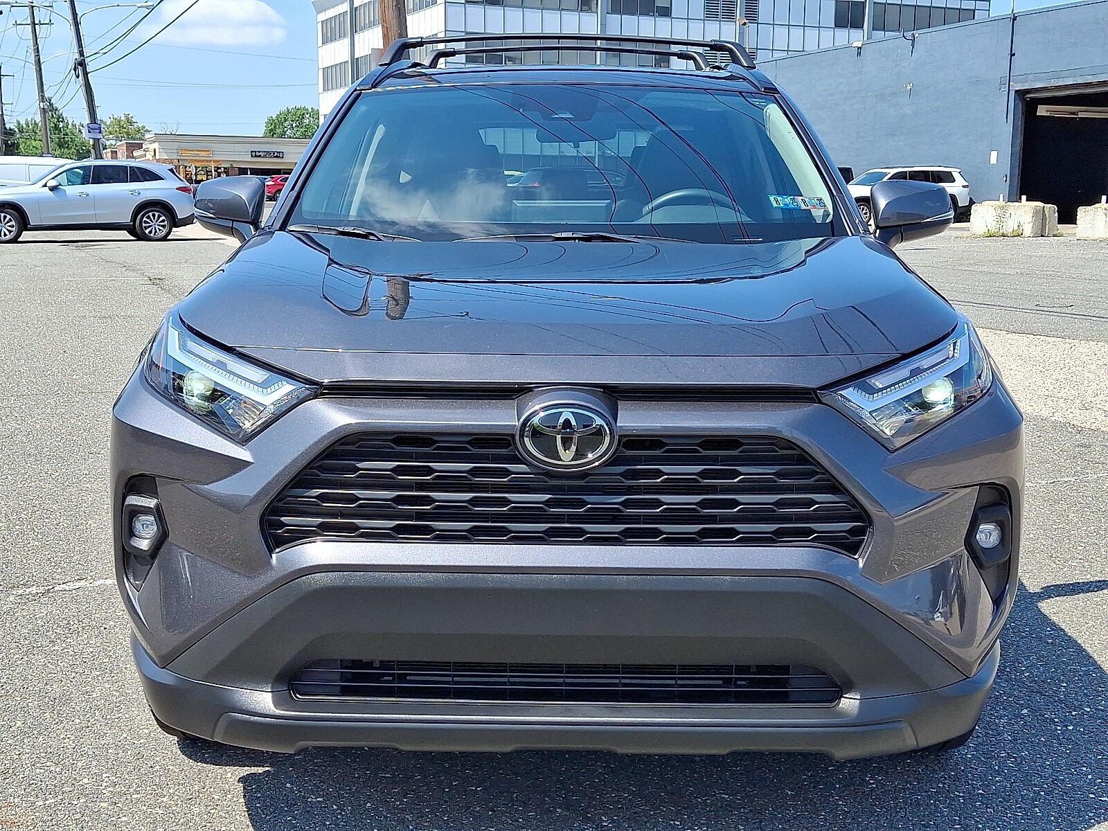 2024 Toyota RAV4 XLE Premium photo 2