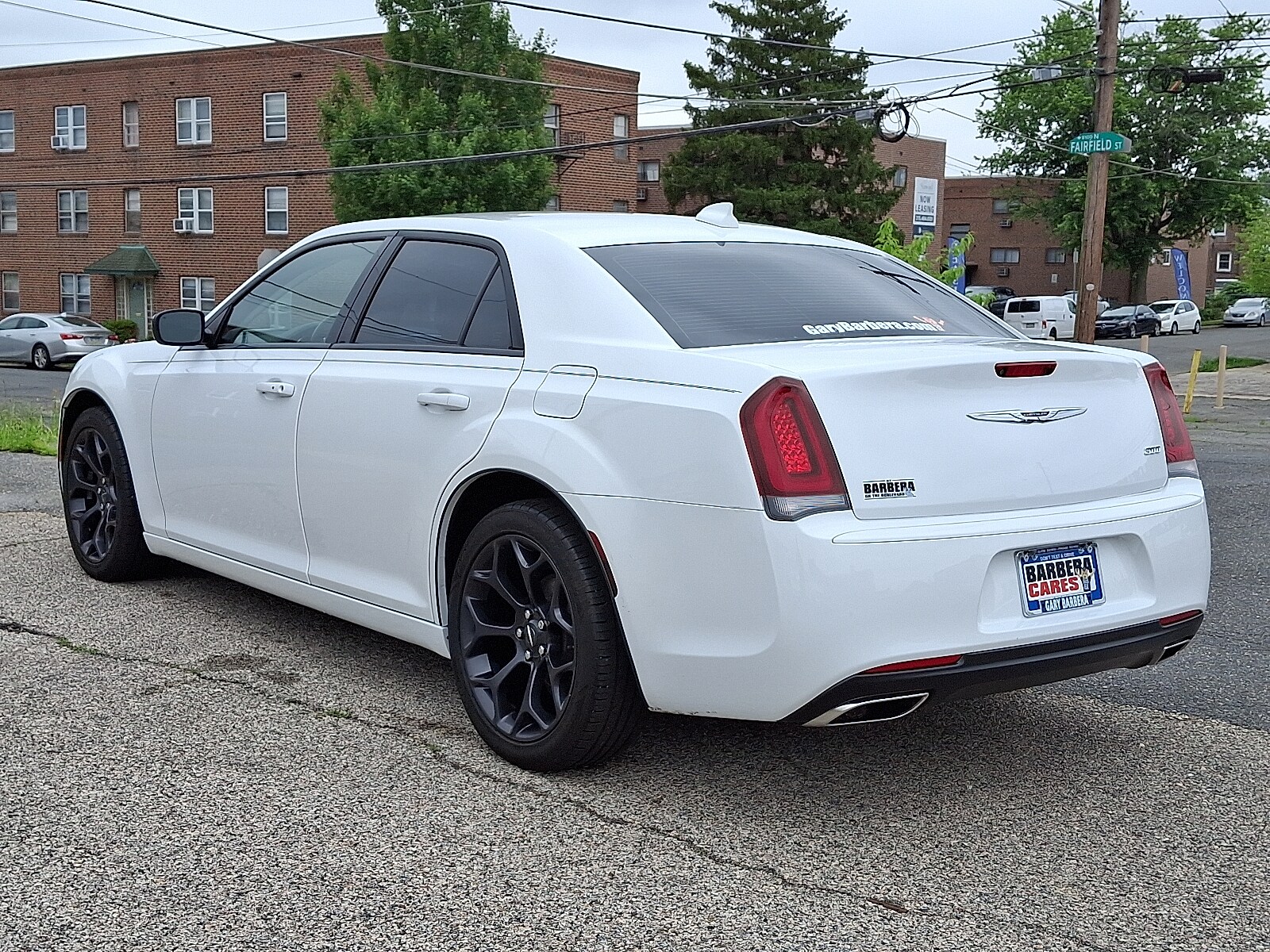 2020 Chrysler 300 Touring photo 4