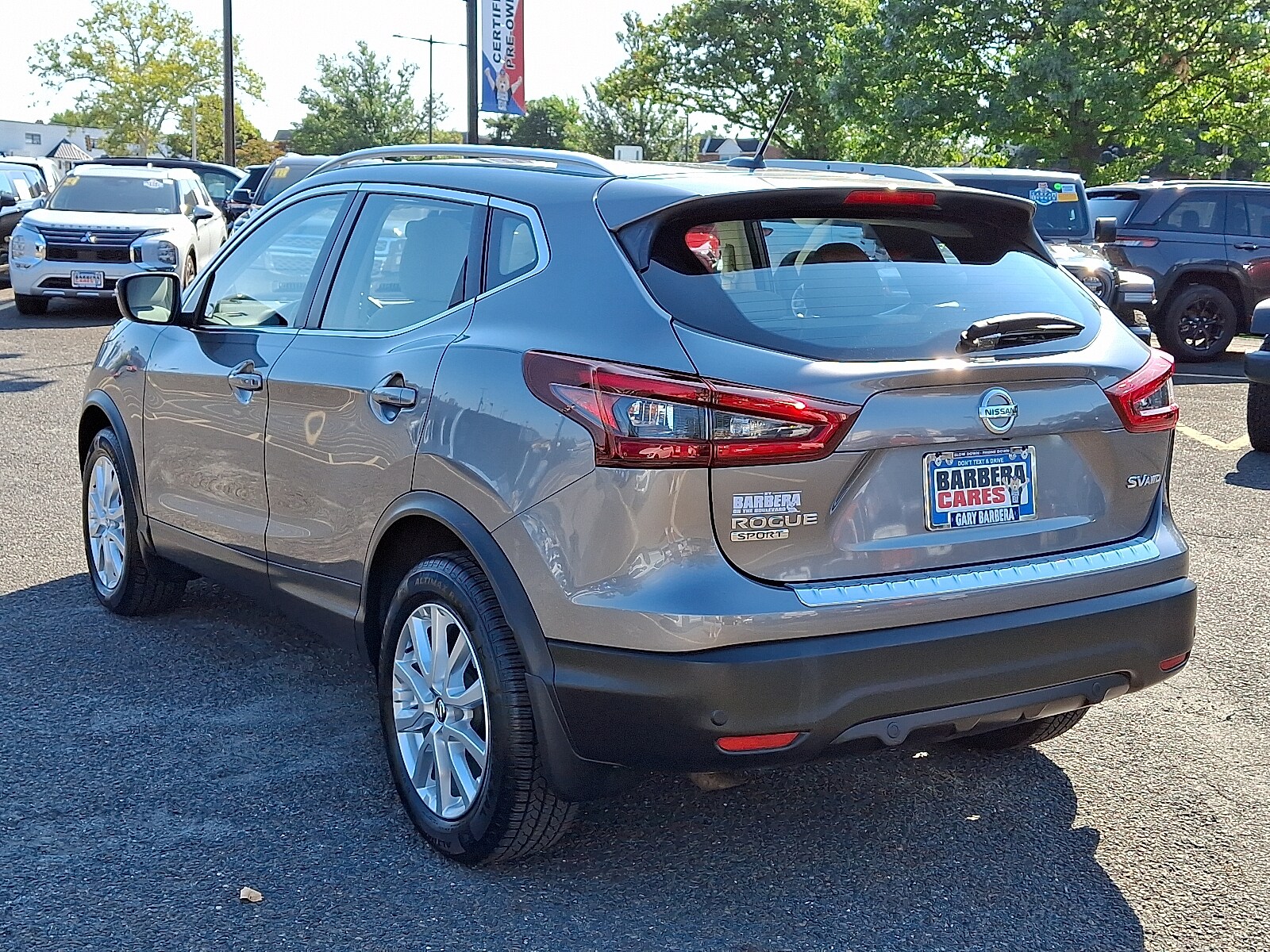 2021 Nissan Rogue Sport SV photo 4