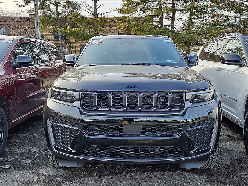 New 2026 Jeep Grand Cherokee ALTITUDE 4X4 Sport Utility