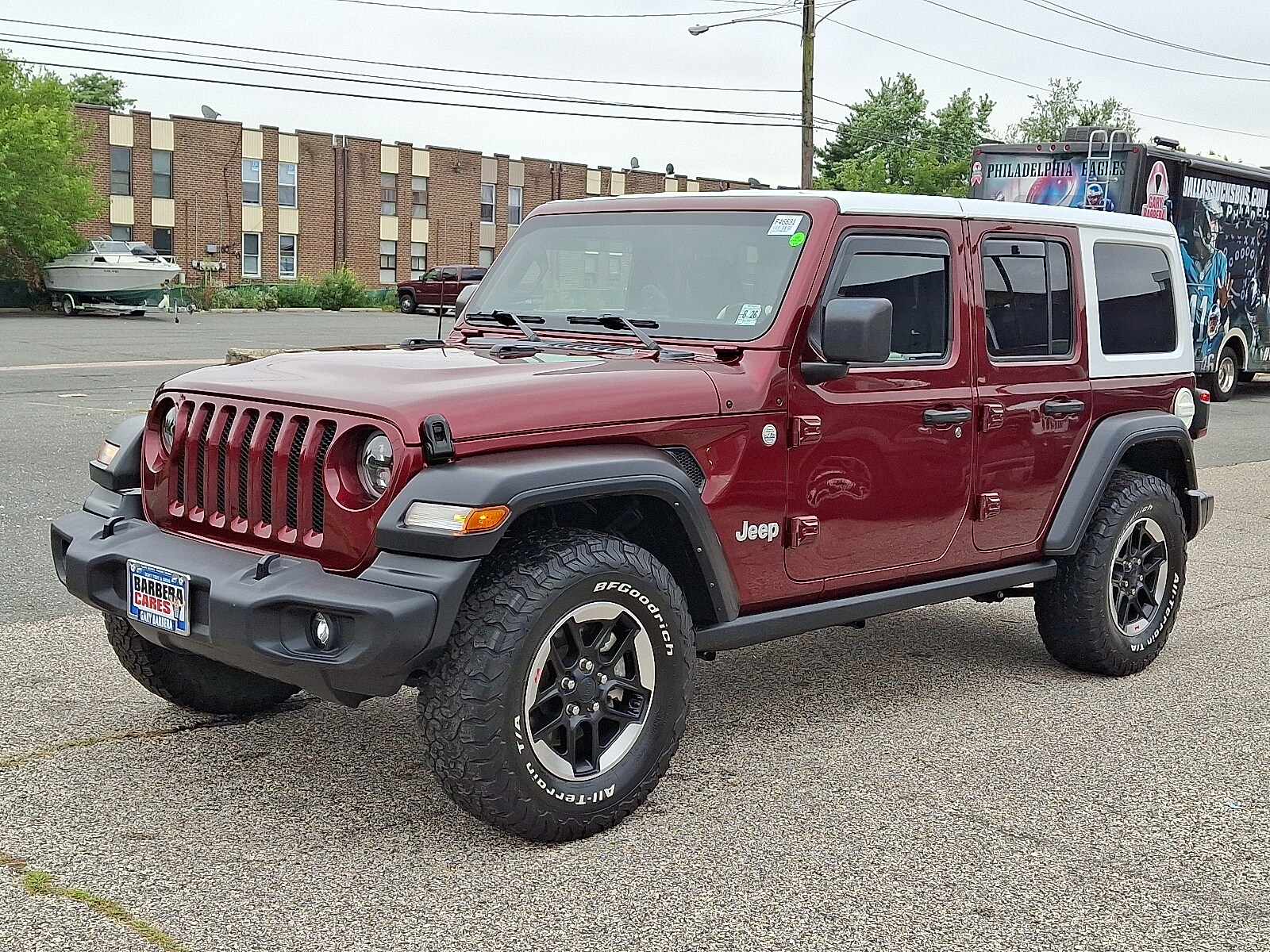 2021 Jeep Wrangler Unlimited Islander photo 2