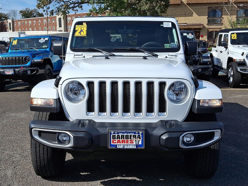 Used 2023 Jeep Wrangler 4-Door Sahara 4x4 Sport Utility