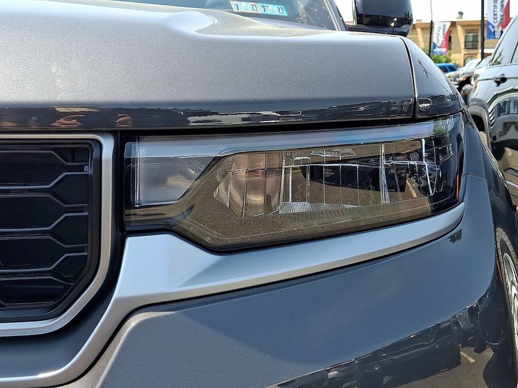 New 2026 Jeep Grand Cherokee Limited 4x4 Sport Utility
