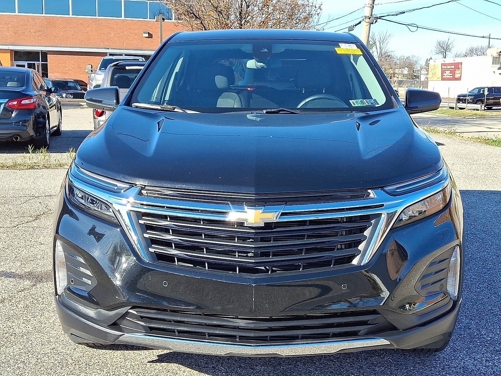 2024 Chevrolet Equinox LT photo 2