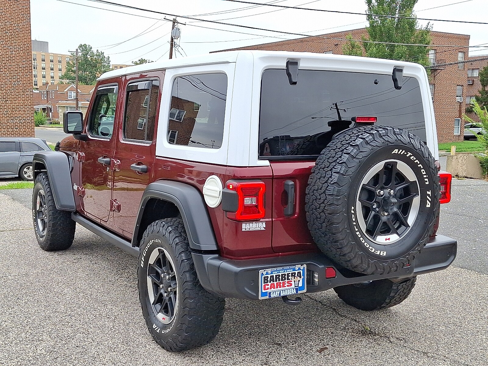 2021 Jeep Wrangler Unlimited Islander photo 3