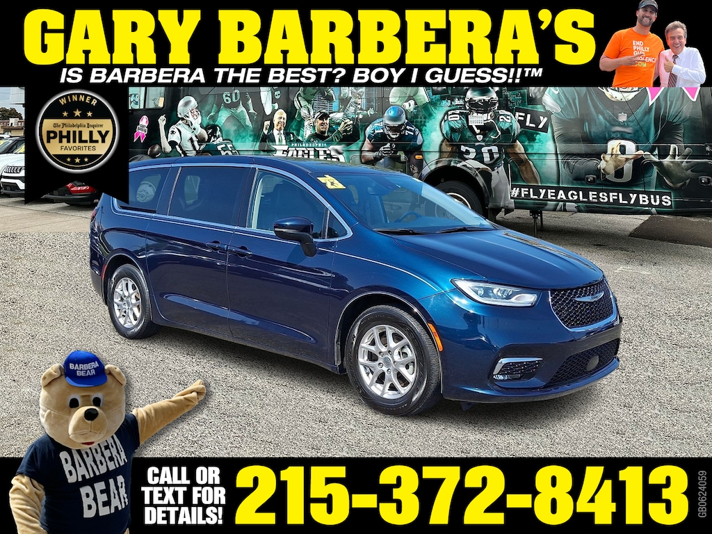 Used 2023 Chrysler Pacifica Touring L Passenger Van