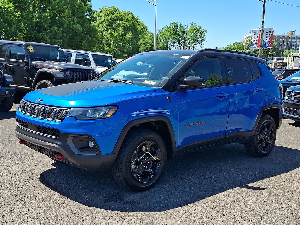 Used 2024 Jeep Compass Trailhawk 4x4 Sport Utility