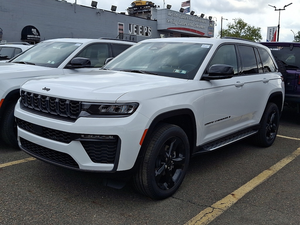 New 2026 Jeep Grand Cherokee LIMITED 4X4 Sport Utility