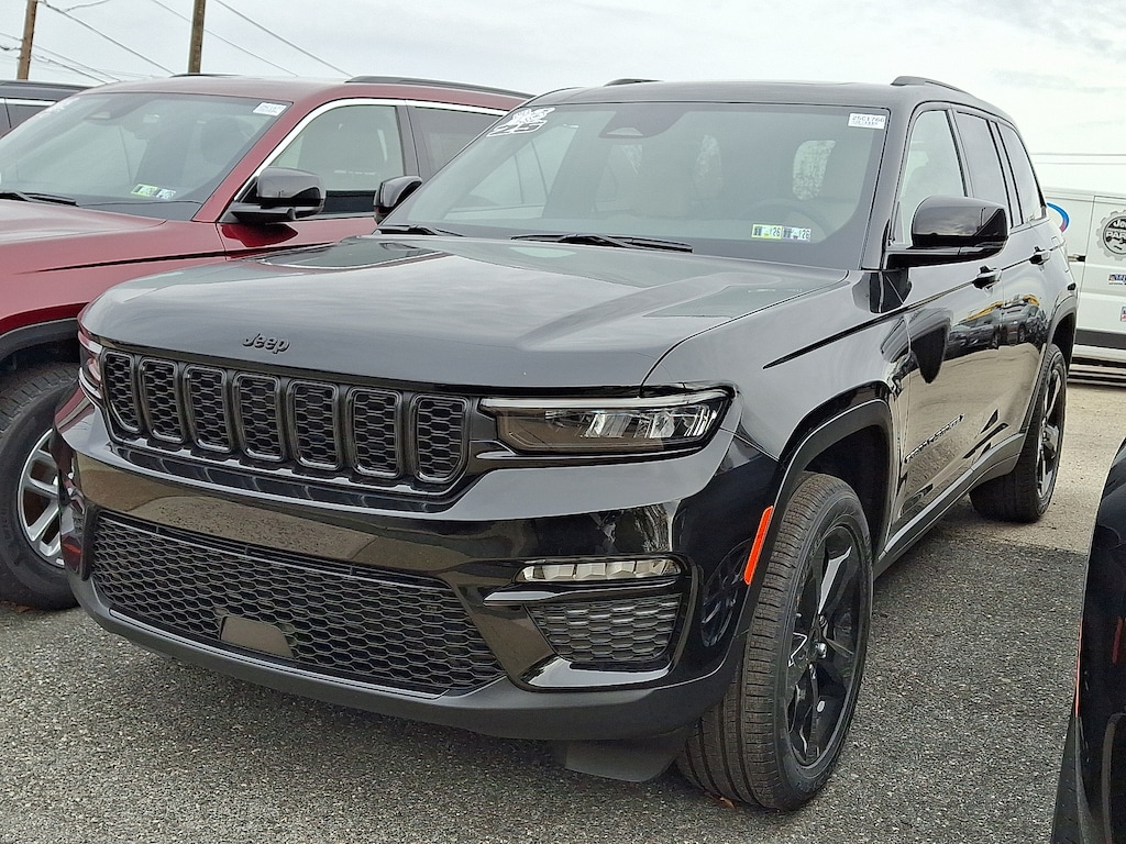 New 2025 Jeep Grand Cherokee LIMITED 4X4 Sport Utility