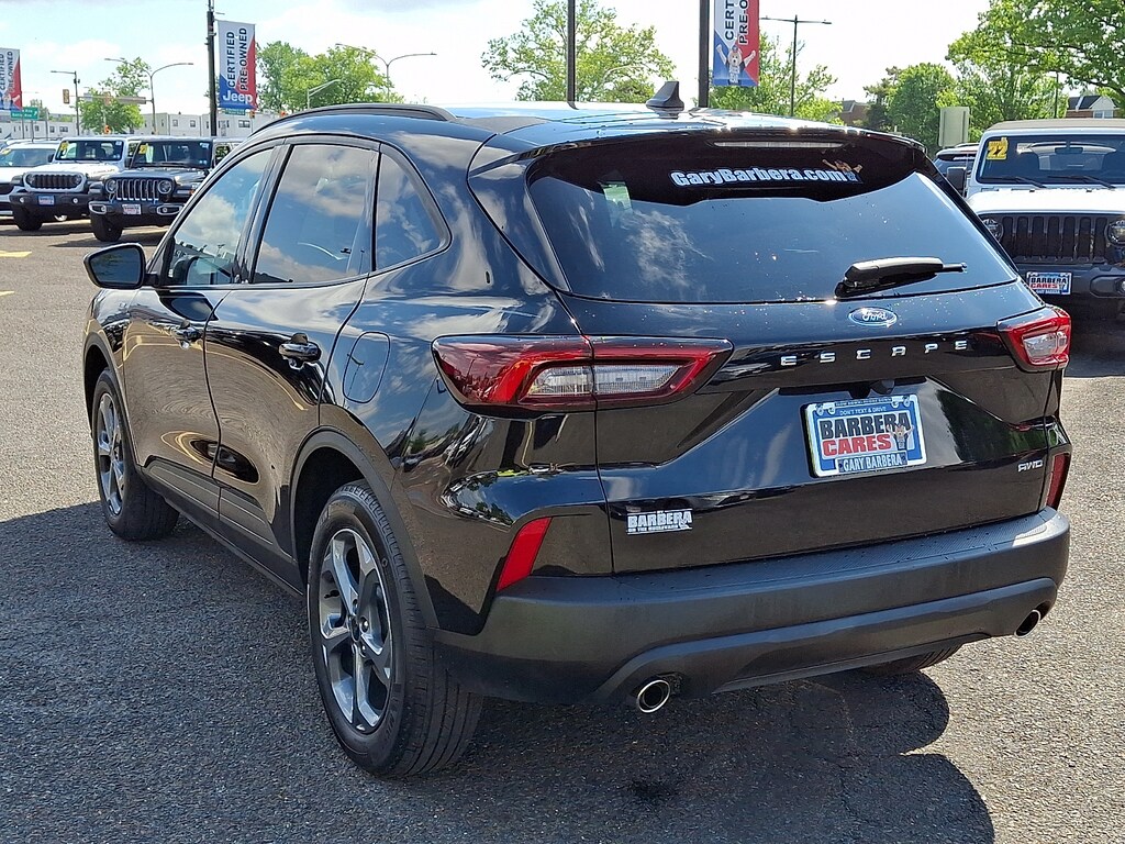 Used 2025 Ford Escape ST-Line Select Sport Utility