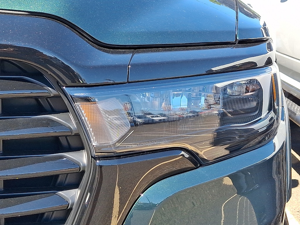 New 2027 Ram 1500 LARAMIE CREW CAB 4X4 5'7 BOX Pickup