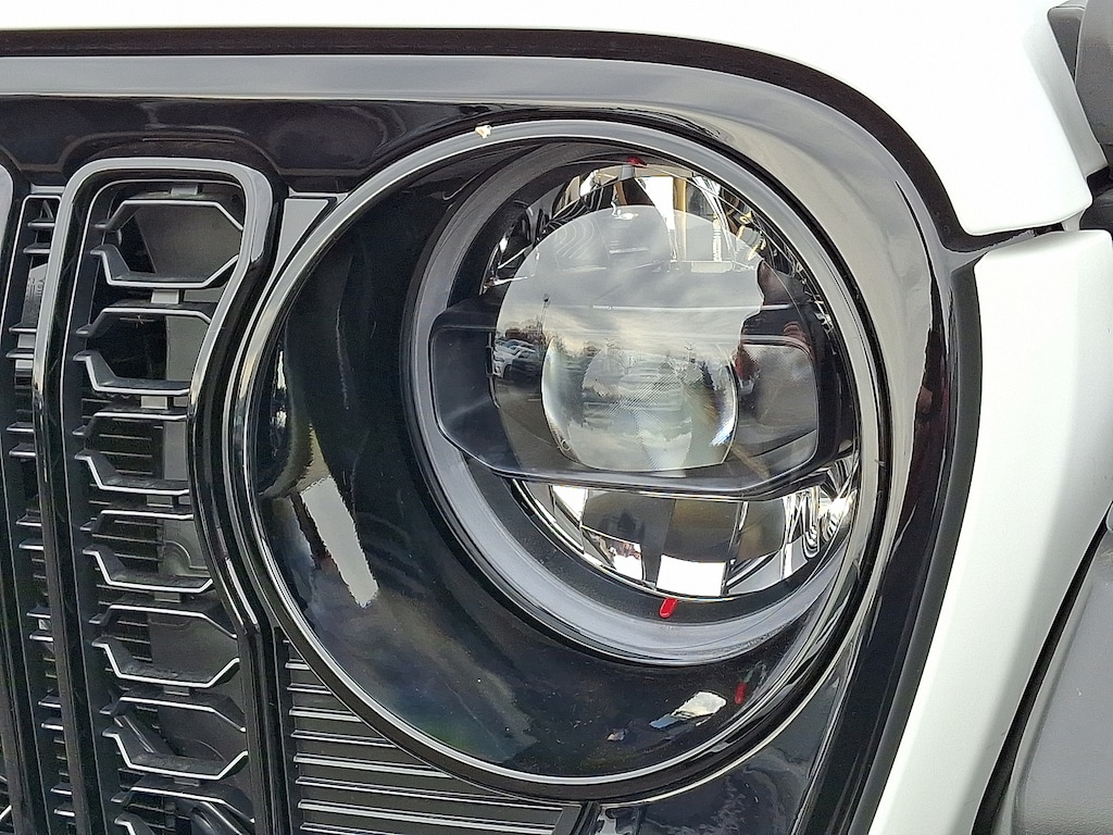 New 2025 Jeep Wrangler 4-DOOR WILLYS Sport Utility