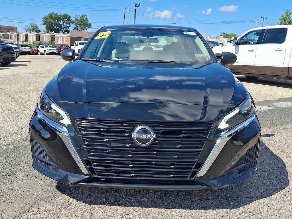 Used 2025 Nissan Altima SV FWD Sedan