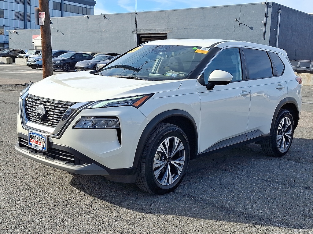 Used 2023 Nissan Rogue SV FWD Sport Utility