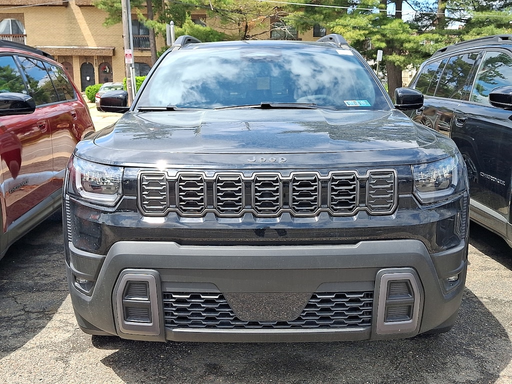 New 2026 Jeep Cherokee Laredo Sport Utility