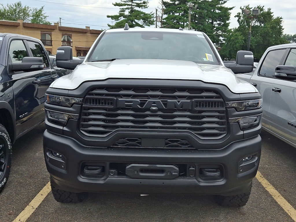 New 2026 Ram 2500 TRADESMAN CREW CAB 4X4 6'4 BOX Pickup