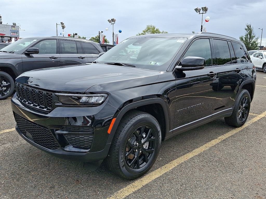 New 2025 Jeep Grand Cherokee ALTITUDE X 4X4 Sport Utility