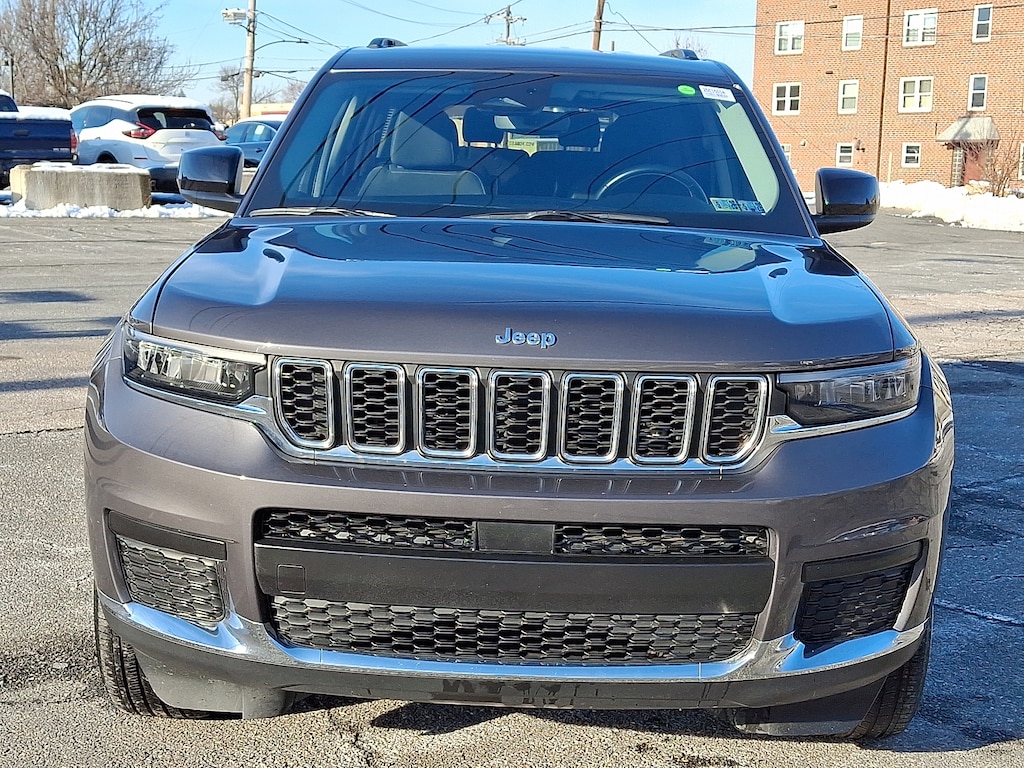 Used 2023 Jeep Grand Cherokee L Laredo 4x4 Sport Utility