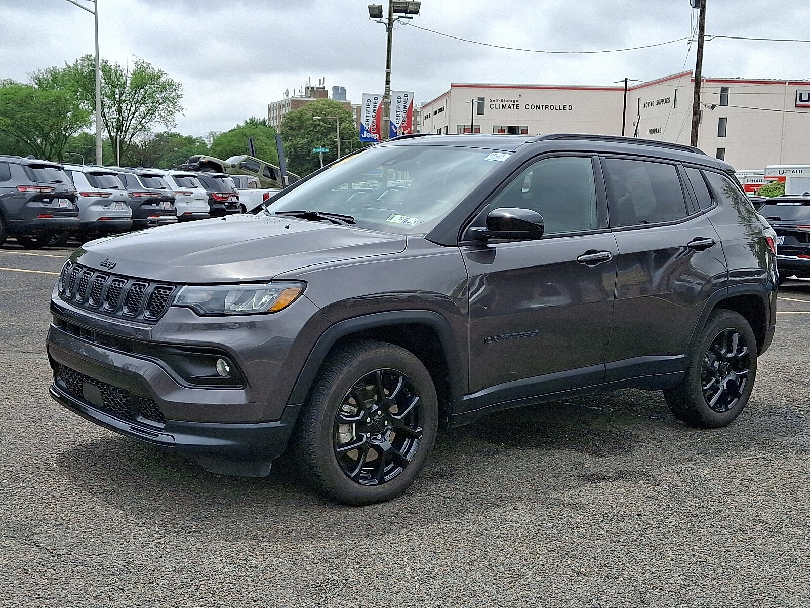 Used 2024 Jeep Compass Latitude with VIN 3C4NJDBN0RT600567 for sale in Philadelphia, PA