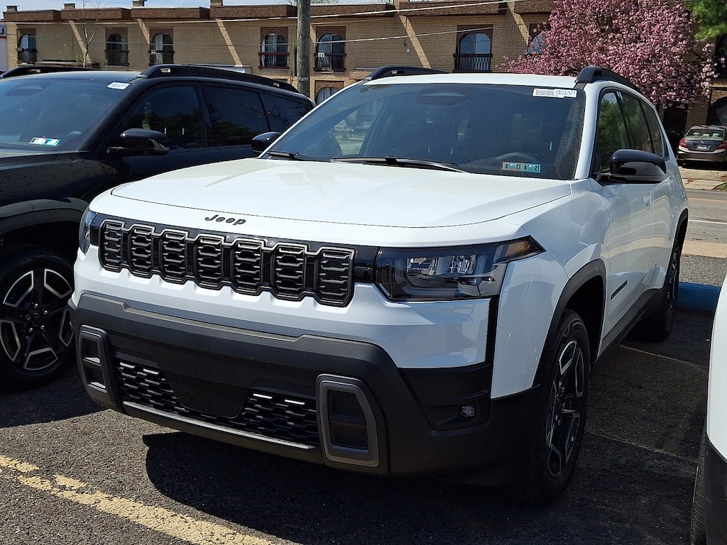 New 2026 Jeep Cherokee LAREDO 4X4 Sport Utility