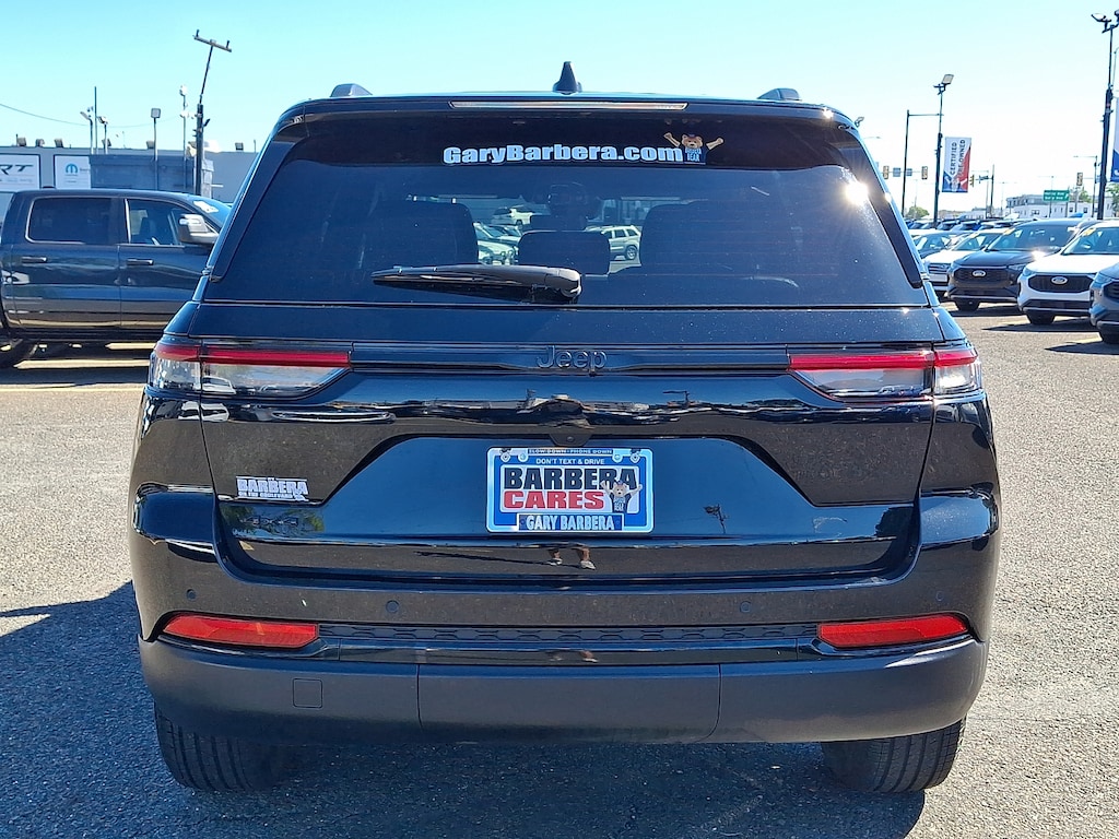 Used 2025 Jeep Grand Cherokee Altitude X 4x4 Sport Utility