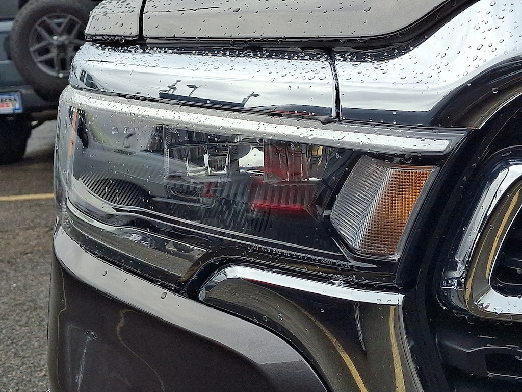 New 2025 Ram 1500 BIG HORN CREW CAB 4X4 5'7 BOX Pickup