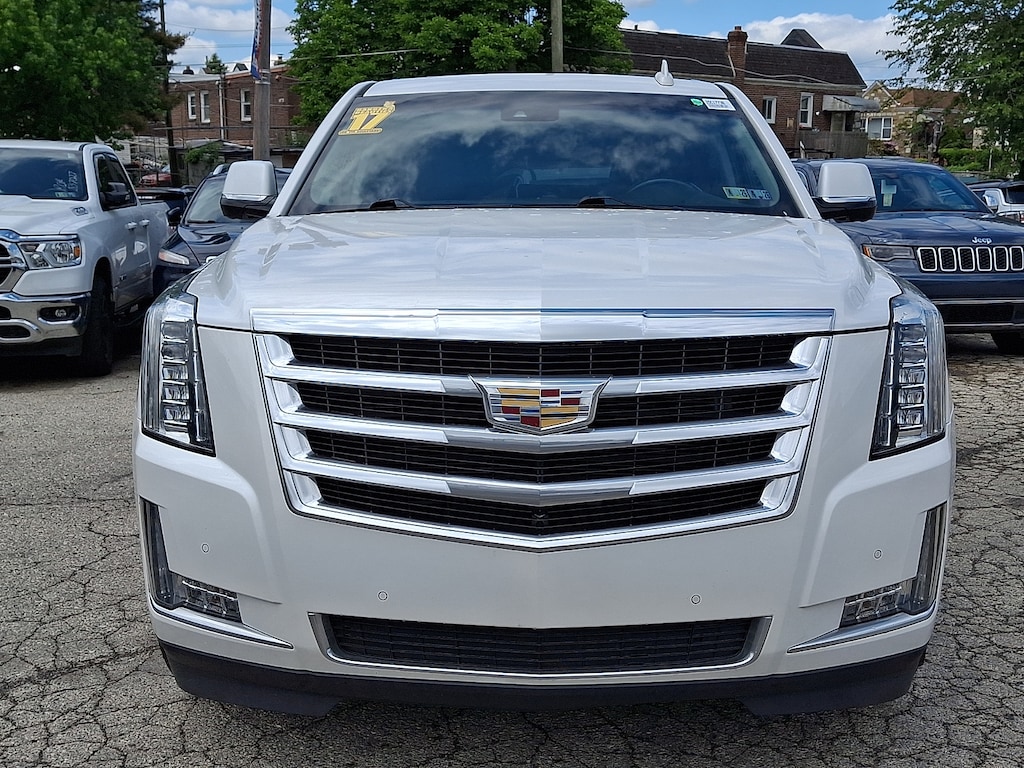 Used 2017 Cadillac Escalade Luxury Sport Utility
