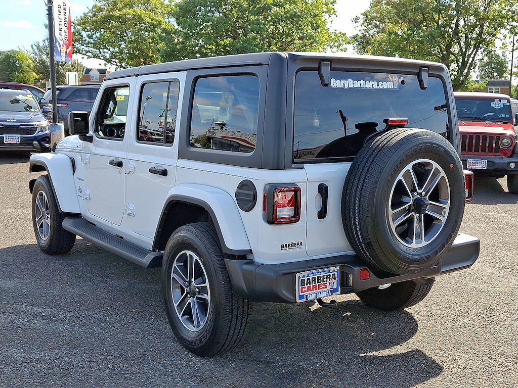 Used 2023 Jeep Wrangler 4-Door Sahara 4x4 Sport Utility