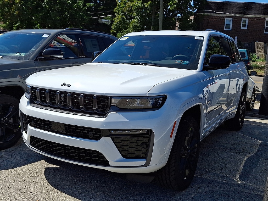 New 2027 Jeep Grand Cherokee Limited Reserve Sport Utility