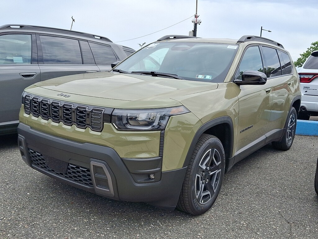 New 2026 Jeep Cherokee LAREDO 4X4 Sport Utility