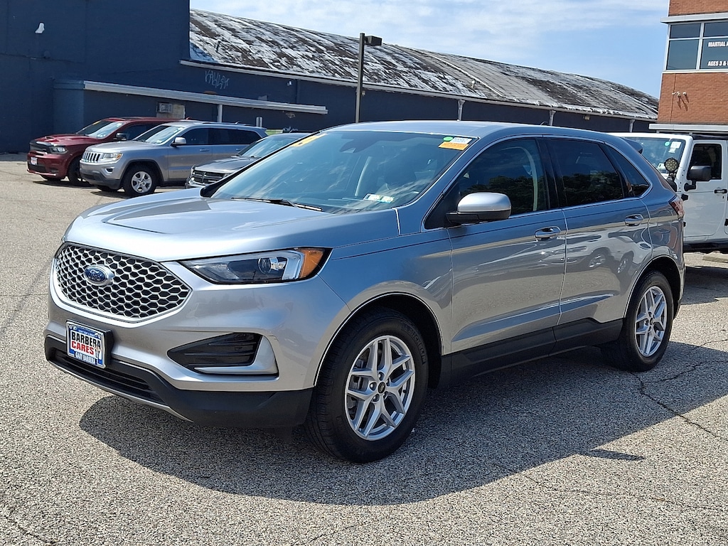 Used 2024 Ford Edge SEL Sport Utility